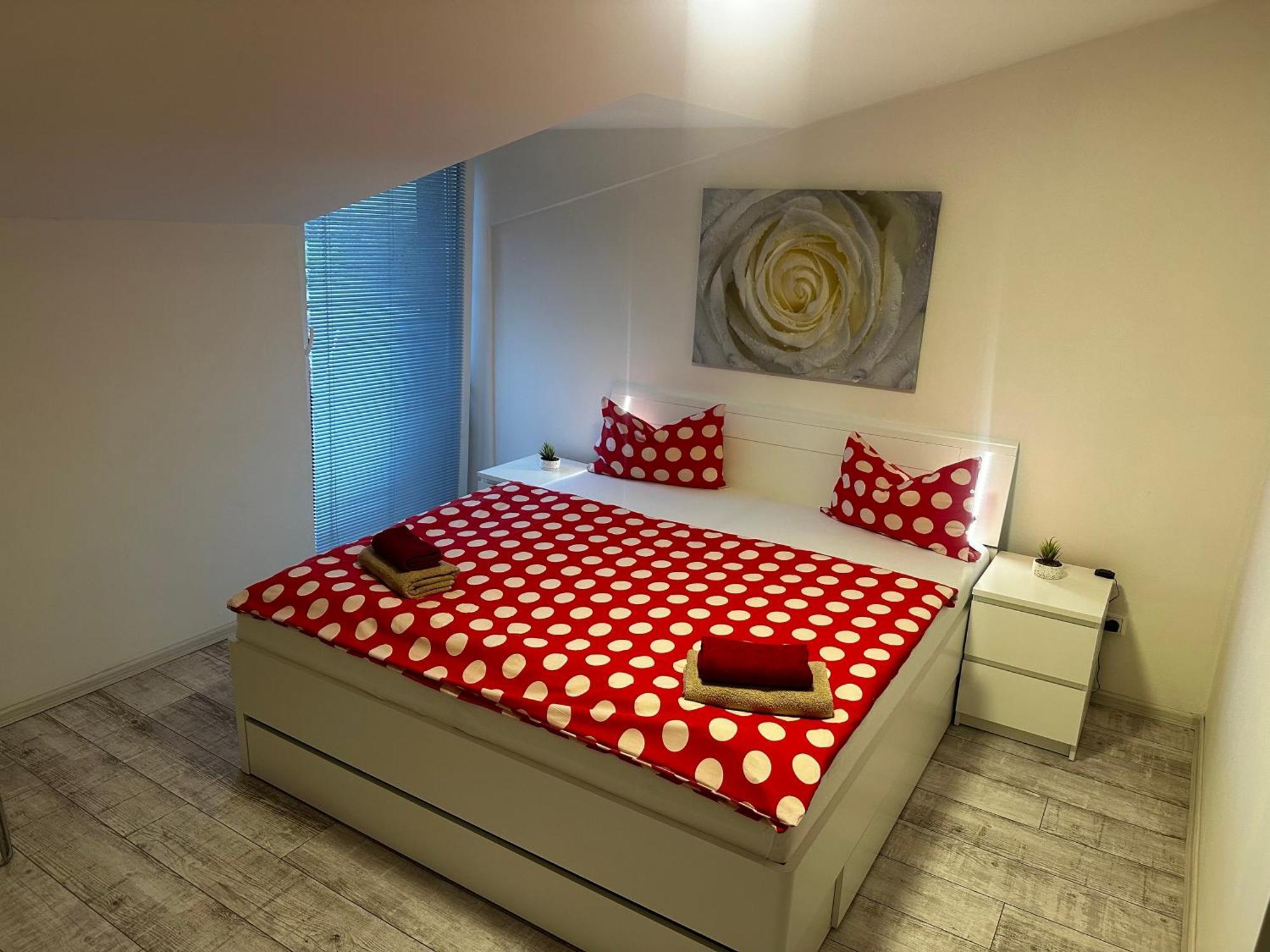 Penzion-Hutira Relax Club Handlova Экстерьер фото